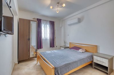 bedroom-1-2