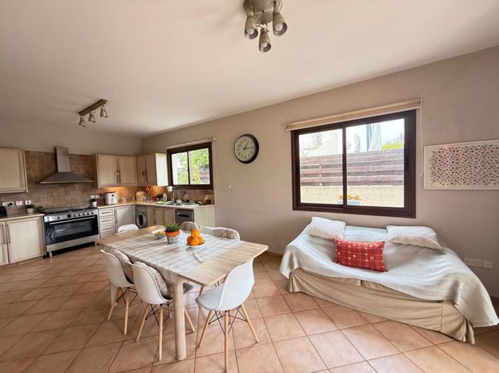 Image No.14-Villa de 4 chambres à vendre à Chloraka