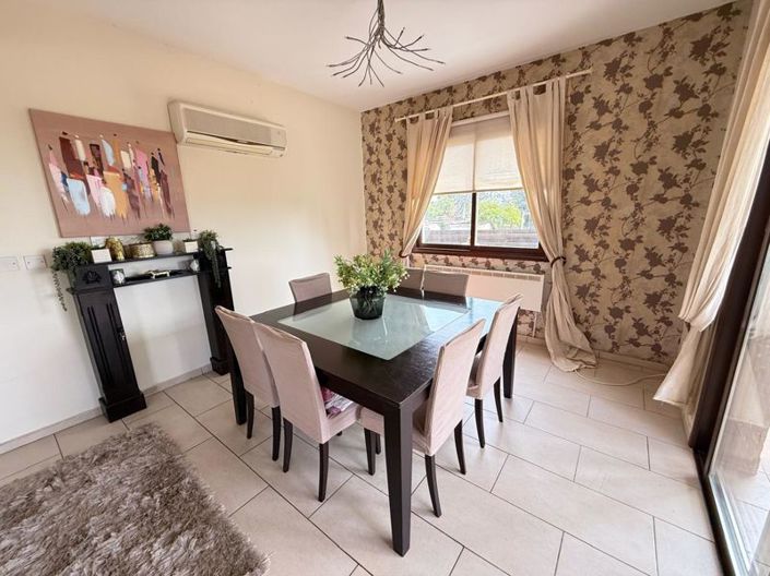 Image No.3-Villa de 4 chambres à vendre à Chloraka