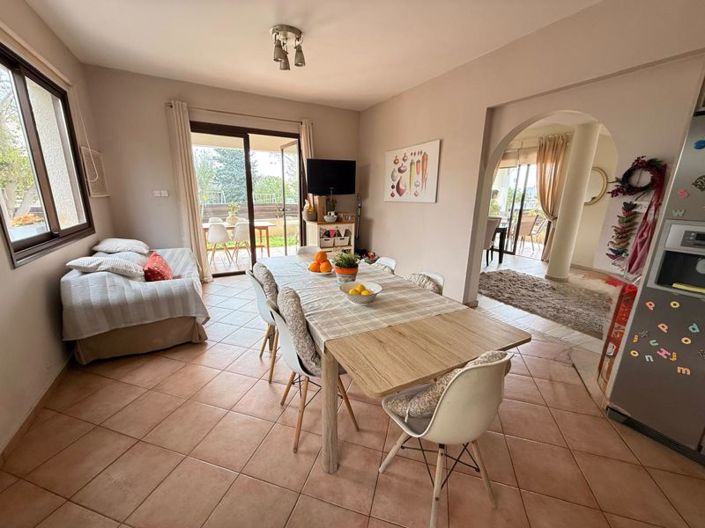 Image No.5-Villa de 4 chambres à vendre à Chloraka