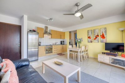 lounge-kitchen-dinning-1