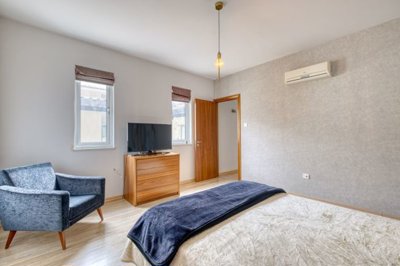 bedroom-1-2