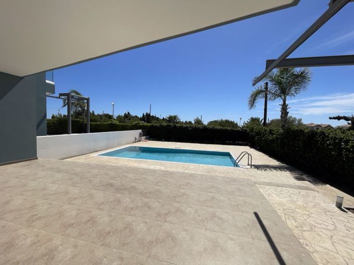 Image No.7-3 Bed Apartment for sale