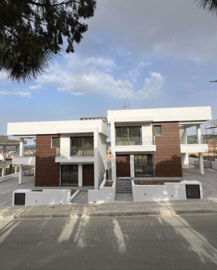 Image No.15-3 Bed Villa for sale