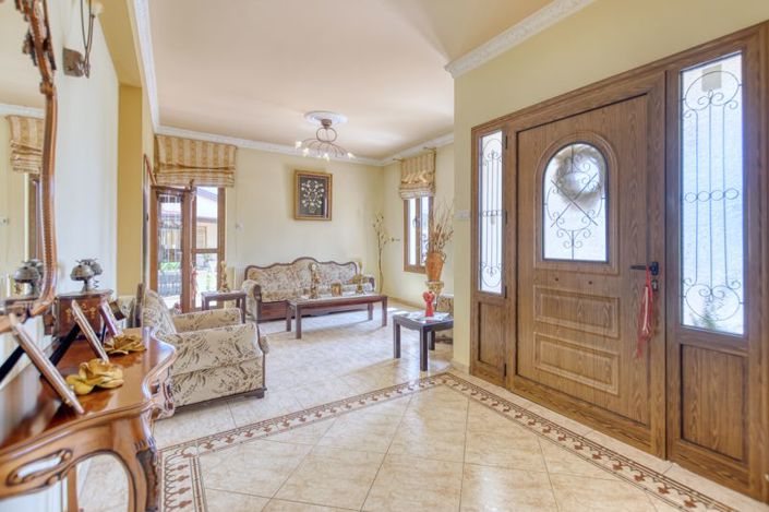 Image No.4-4 Bed Villa for sale