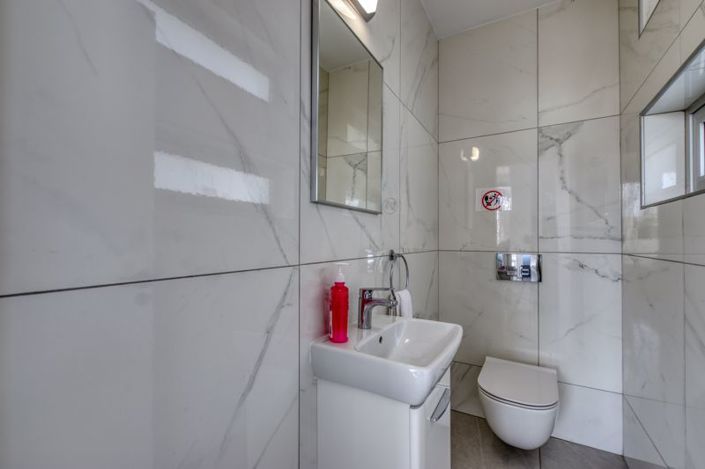 Image No.22-3 Bed Villa for sale