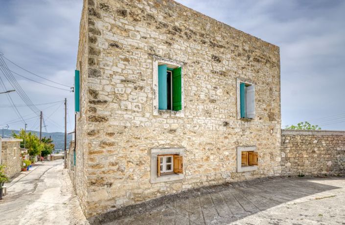 Image No.16-2 Bed Villa for sale