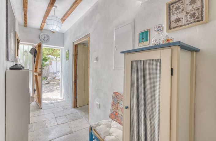 Image No.7-2 Bed Villa for sale