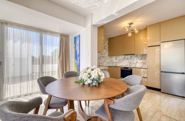 Image No.5-Villa de 5 chambres à vendre à Protaras