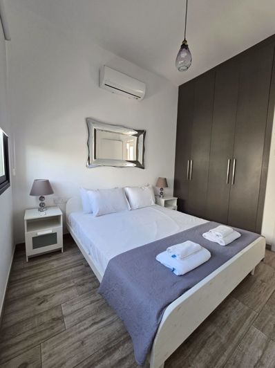 Image No.12-3 Bed Villa for sale