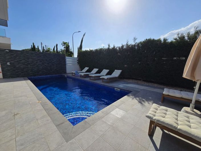 Image No.15-3 Bed Villa for sale