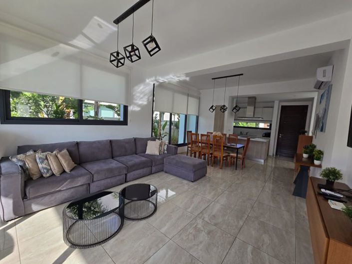 Image No.2-3 Bed Villa for sale