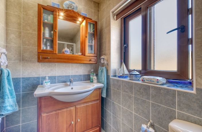 Image No.17-3 Bed Villa for sale