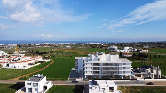 Image No.8-3 Bed Apartment for sale