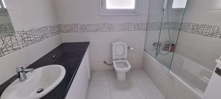 Image No.18-5 Bed Villa for sale