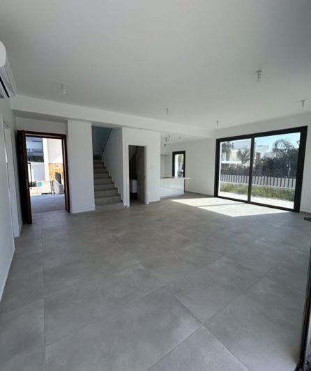 Image No.4-4 Bed Villa for sale