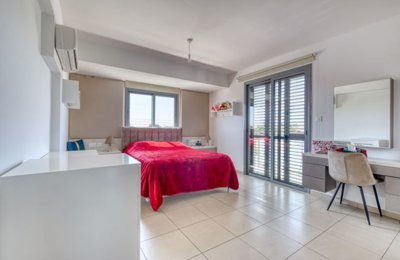 bedroom-1-2