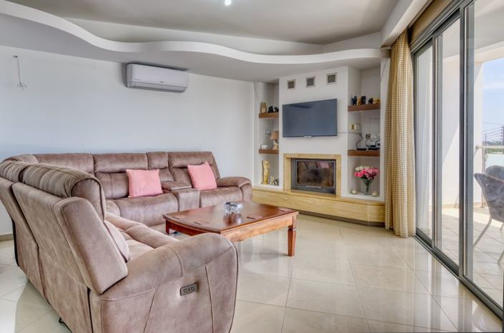 Image No.7-3 Bed Apartment for sale