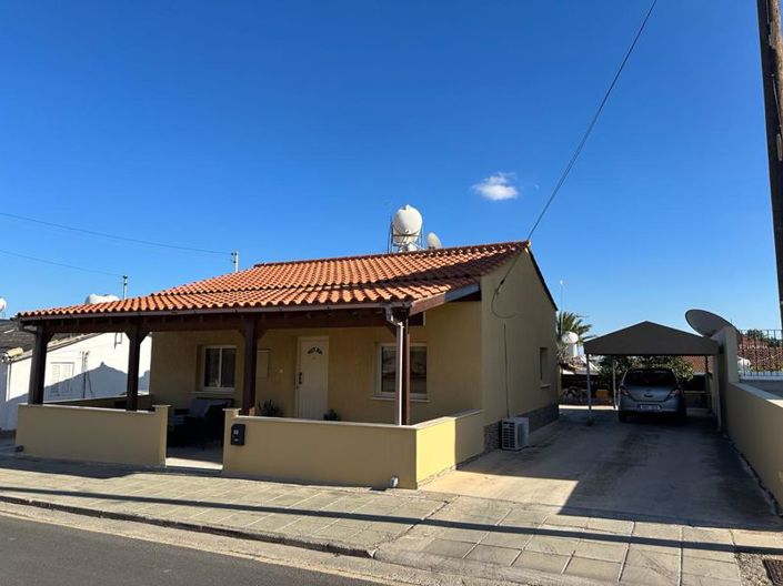 Image No.1-Bungalow de 2 chambres à vendre à Paralimni