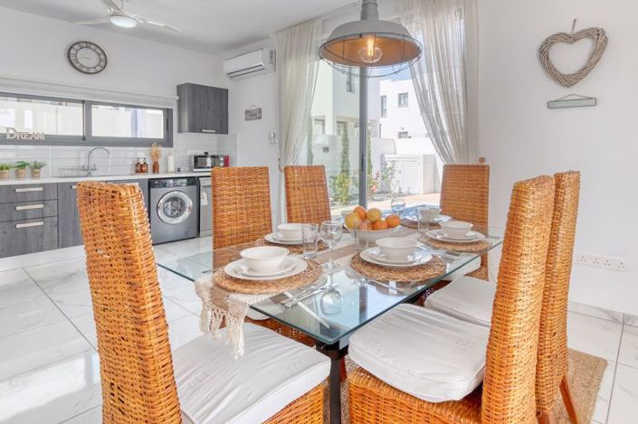 Image No.4-3 Bed Villa for sale