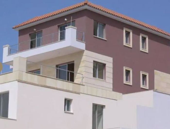 Image No.1-2 Bed Apartment for sale