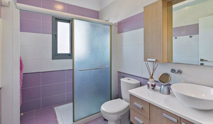 Image No.21-6 Bed Villa for sale