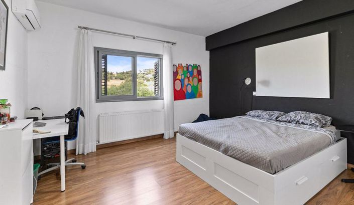 Image No.25-6 Bed Villa for sale