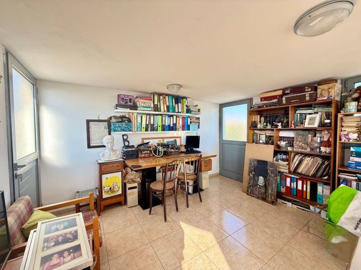 Image No.30-6 Bed Villa for sale