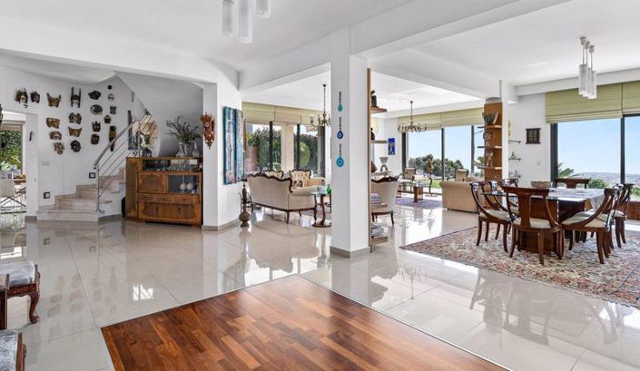 Image No.5-6 Bed Villa for sale