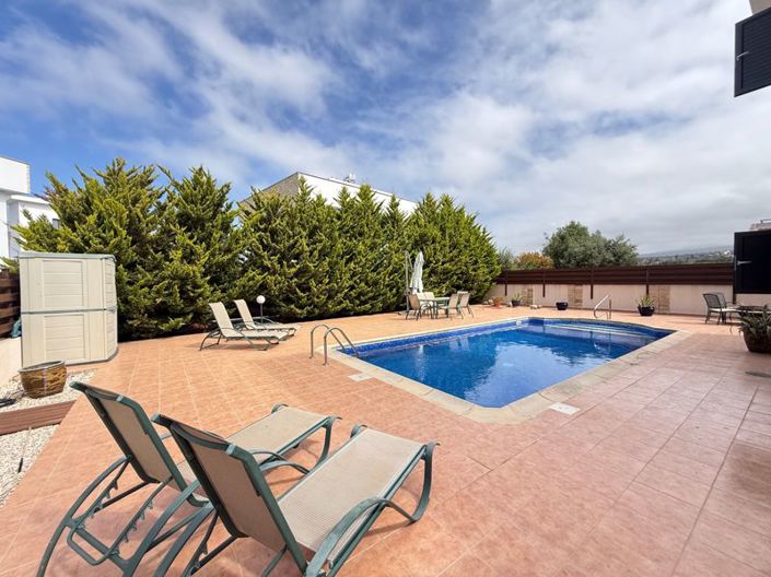 Image No.3-Villa de 3 chambres à vendre à Sea Caves