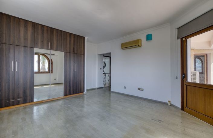 Image No.25-4 Bed Villa for sale