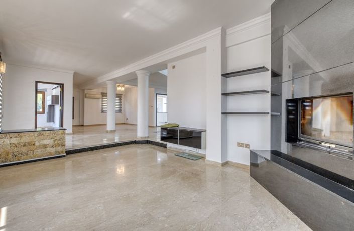 Image No.6-4 Bed Villa for sale