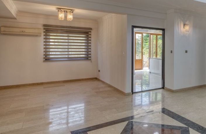 Image No.9-4 Bed Villa for sale