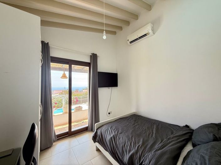 Image No.34-4 Bed Bungalow for sale