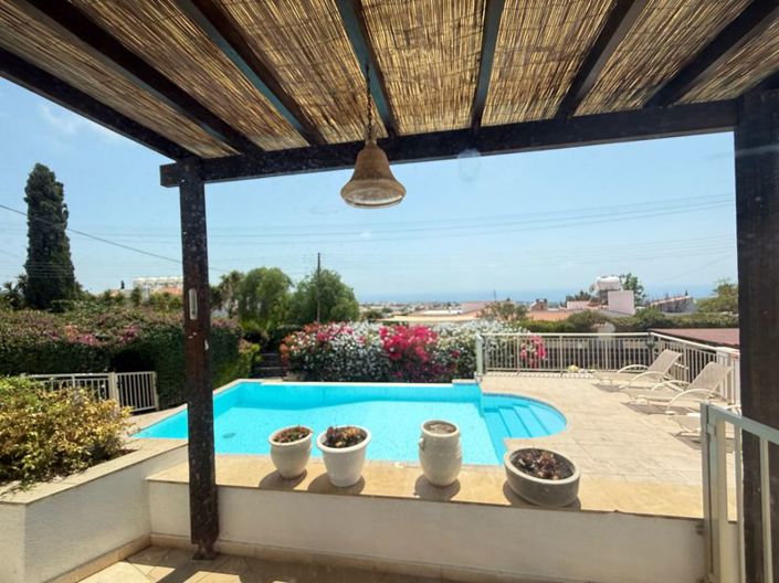 Image No.38-4 Bed Bungalow for sale