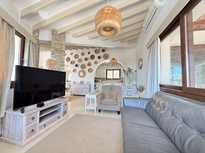 Image No.11-4 Bed Bungalow for sale