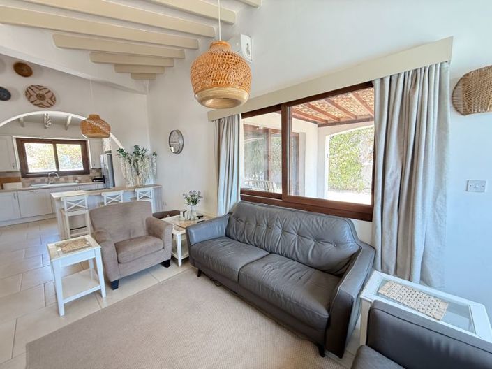 Image No.10-4 Bed Bungalow for sale