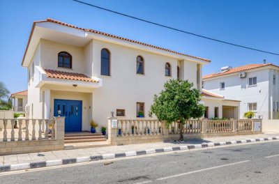 front-of-property-1