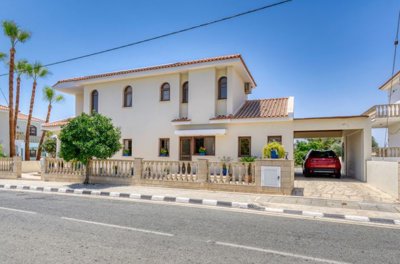 front-of-property-2