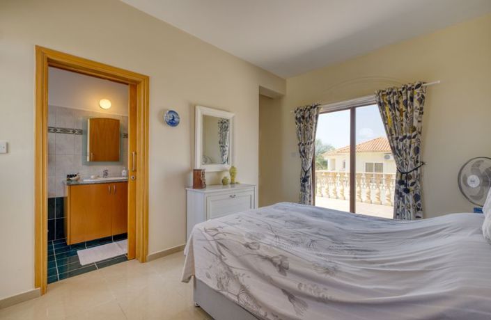 Image No.24-3 Bed Villa for sale