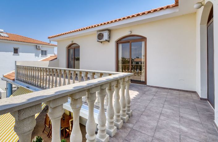 Image No.28-3 Bed Villa for sale