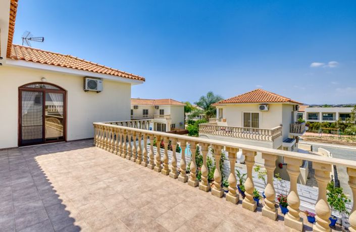 Image No.29-3 Bed Villa for sale