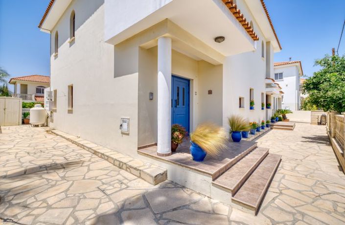 Image No.5-3 Bed Villa for sale