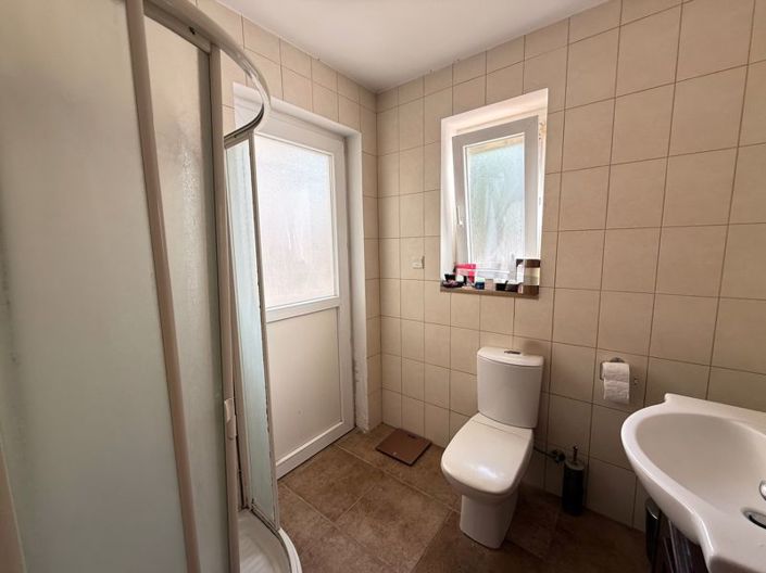 Image No.12-5 Bed Villa for sale