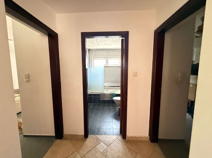 Image No.18-5 Bed Villa for sale