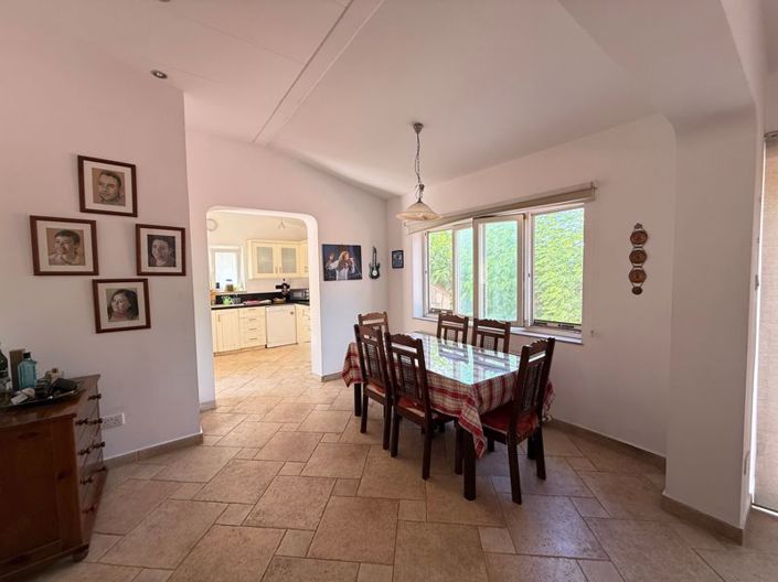 Image No.6-5 Bed Villa for sale