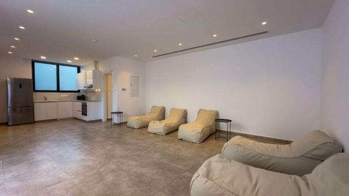 Image No.13-4 Bed Villa for sale