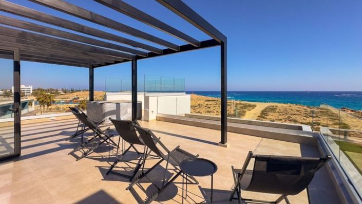 Image No.2-4 Bed Villa for sale