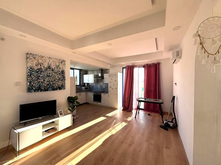 Image No.6-Appartement de 2 chambres à vendre