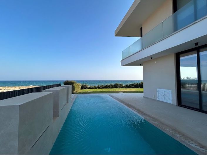 Image No.2-Villa de 4 chambres à vendre à Ayia Thekla